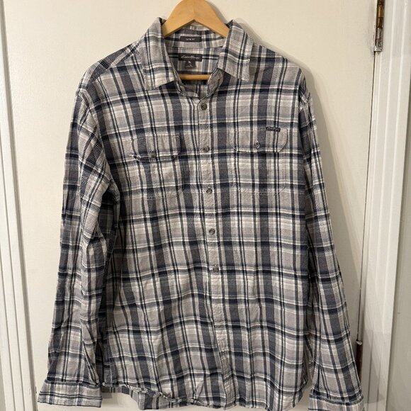 Eddie Bauer Men's Flannel Shirt - Picture 1 of 8